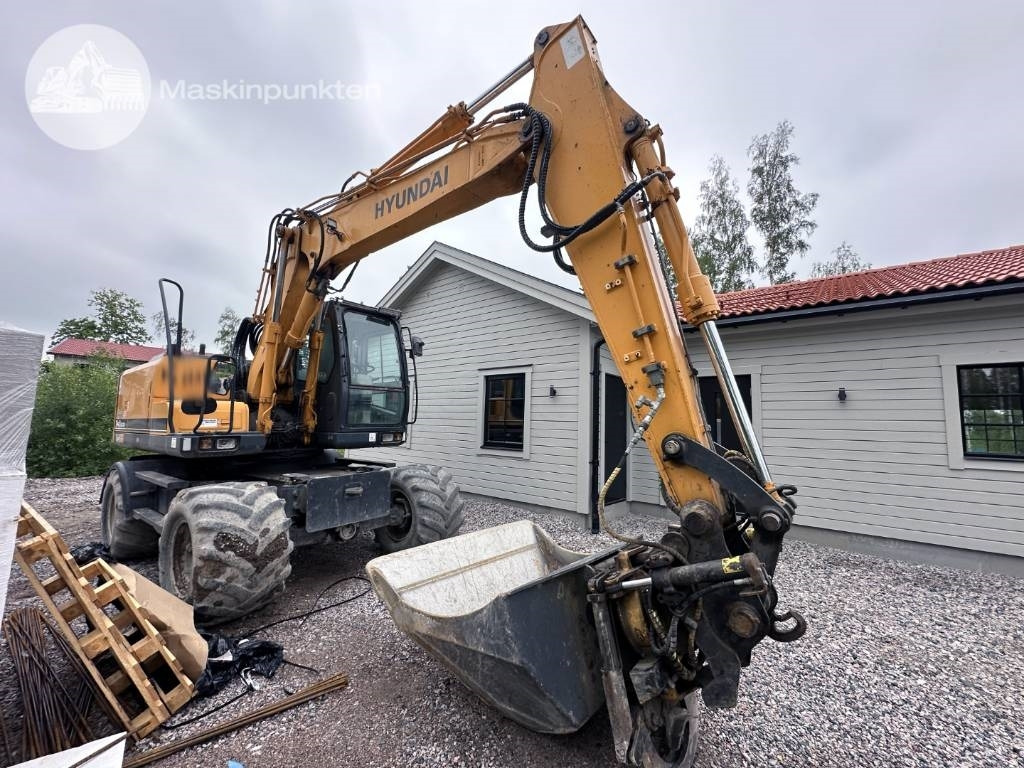 Hyundai Robex 140 W-7 A - Kolesové rýpadlo: obrázek 3 Hyundai Robex 140 W-7 A - Kolesové rýpadlo: obrázek 3
