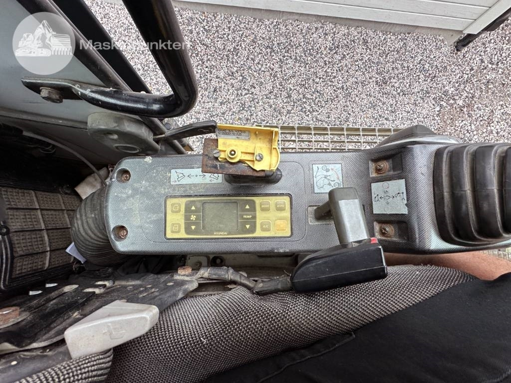 Kolesové rýpadlo Hyundai Robex 140 W-7 A: obrázek 15