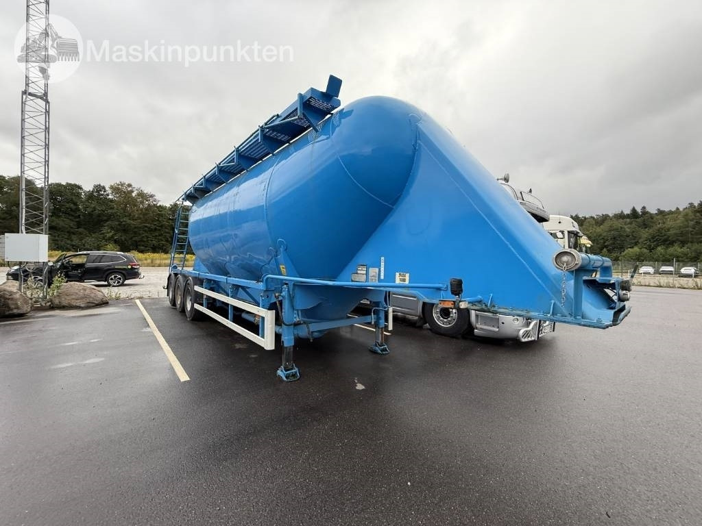 Interconsult Bulktrailer - Cisternový návěs: obrázek 3 Interconsult Bulktrailer - Cisternový návěs: obrázek 3