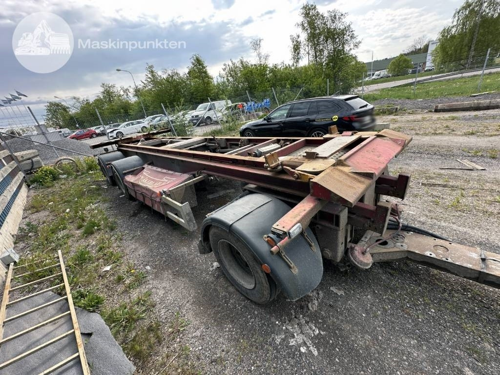 Istrail PKW 186 - Hákový/ Ramenový nosič přívěs: obrázek 1 Istrail PKW 186 - Hákový/ Ramenový nosič přívěs: obrázek 1