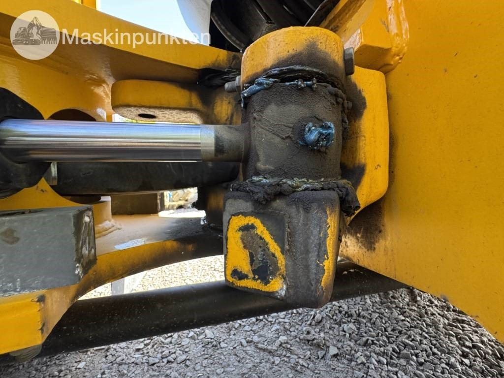 Kolový nakladač JCB 409: obrázek 15