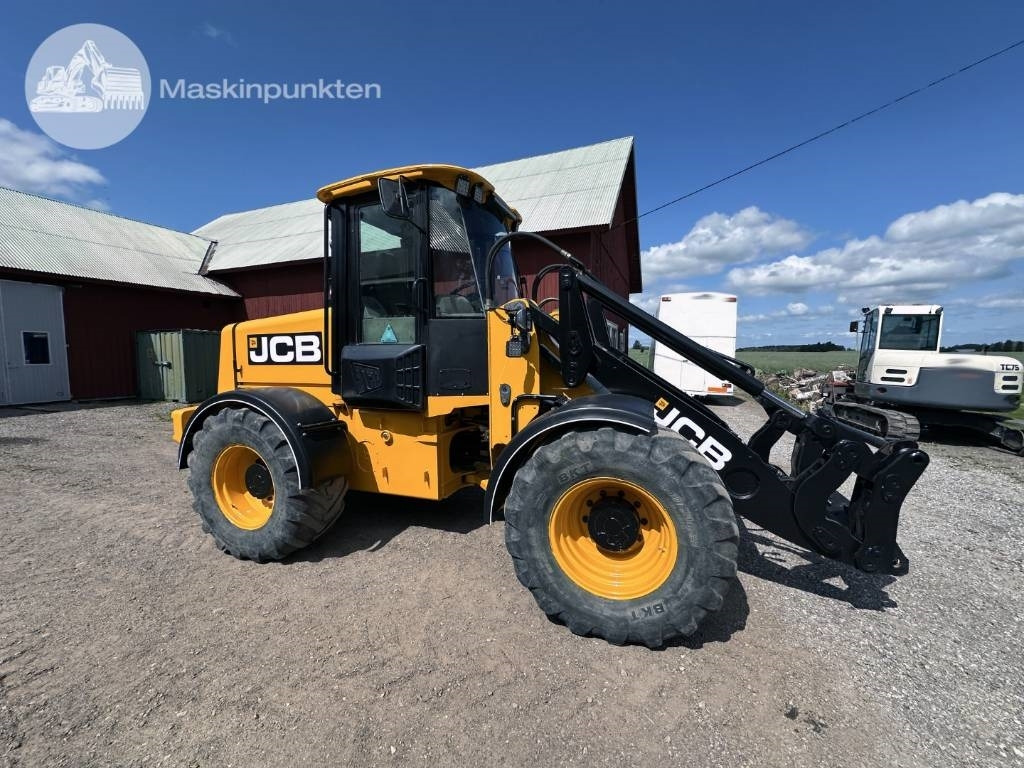 JCB 412 - Kolový nakladač: obrázek 4 JCB 412 - Kolový nakladač: obrázek 4