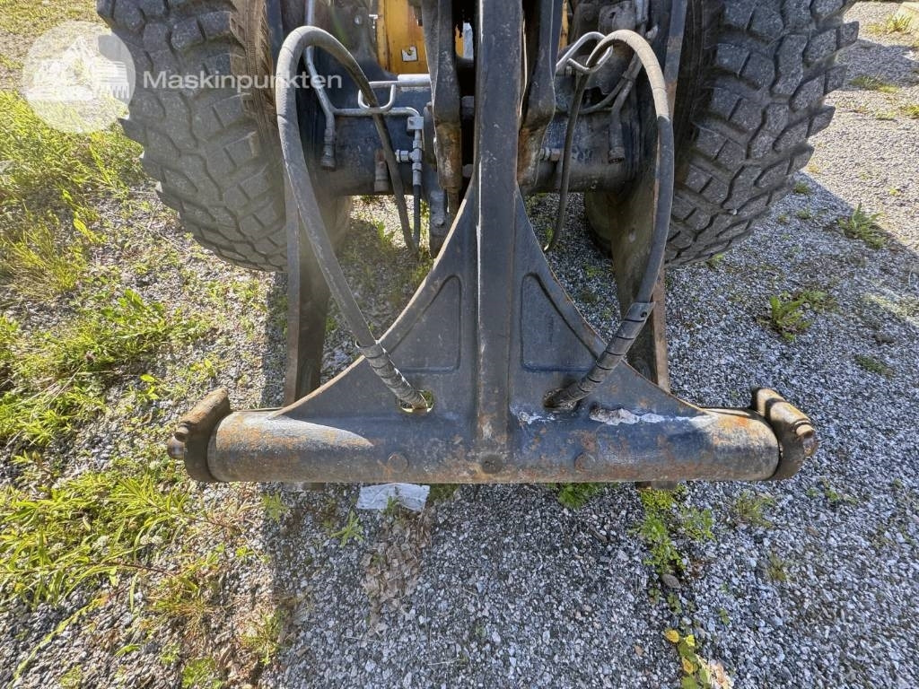 Kolový nakladač JCB 413 K: obrázek 37