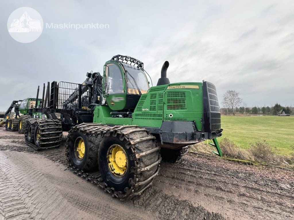 John Deere 1910 G - Vyvážecí souprava: obrázek 1 John Deere 1910 G - Vyvážecí souprava: obrázek 1