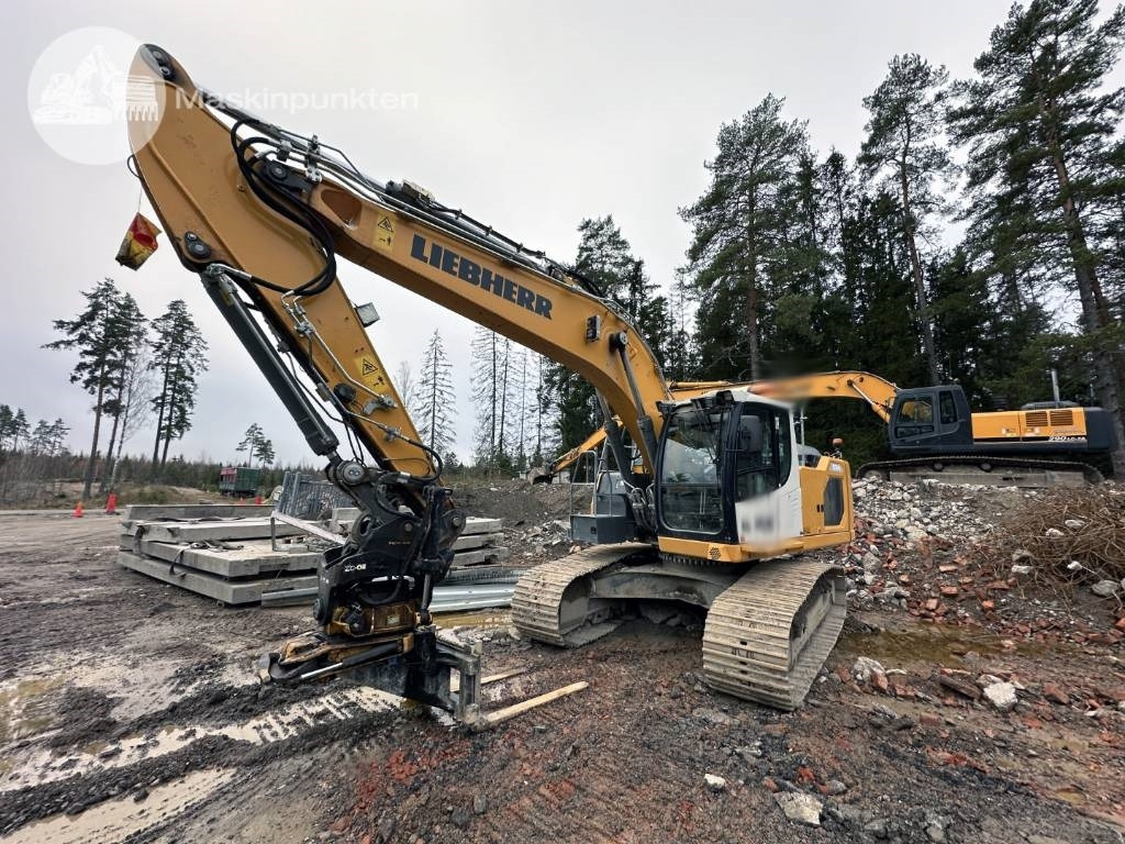 Pásové rýpadlo Liebherr R 924 LC: obrázek 1