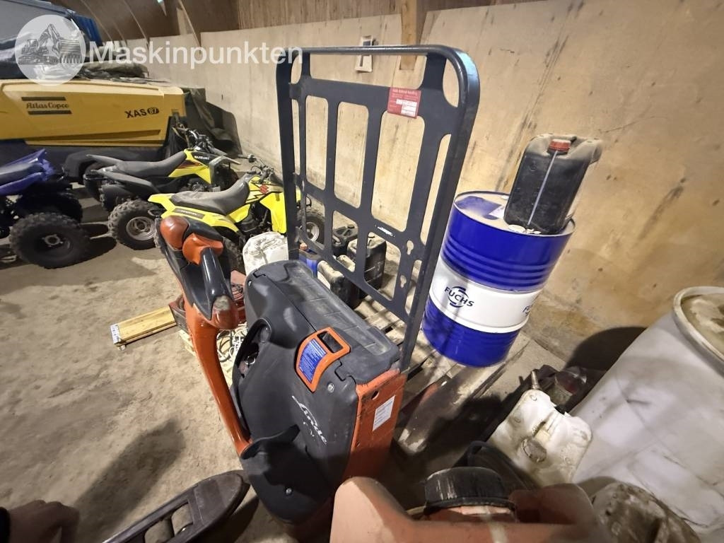 Linde T 16 - Elektrický vysokozdvižný vozík: obrázek 3 Linde T 16 - Elektrický vysokozdvižný vozík: obrázek 3