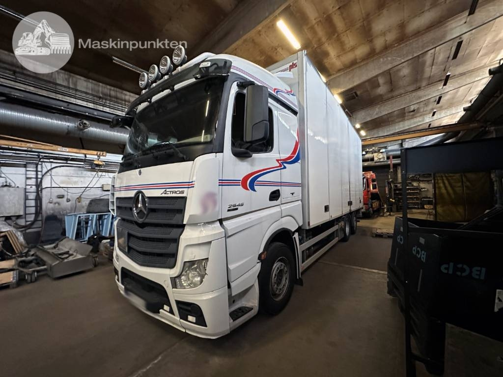 Mercedes-Benz Actros 2545 - Skříňový nákladní auto: obrázek 1 Mercedes-Benz Actros 2545 - Skříňový nákladní auto: obrázek 1