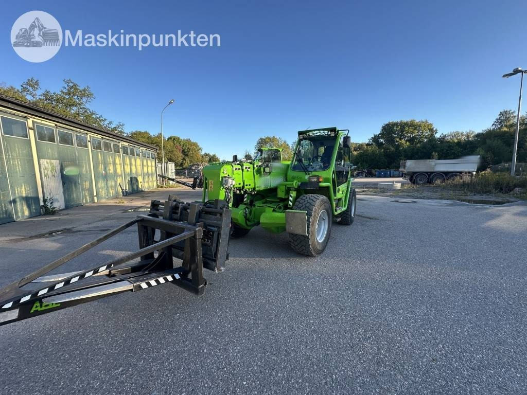 Merlo P 40.17 Plus - Teleskopický manipulátor: obrázek 1 Merlo P 40.17 Plus - Teleskopický manipulátor: obrázek 1