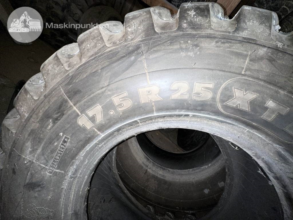 Michelin 17.5R25 Hjullastardäck - Pneumatiky pro Stavební technika: obrázek 5 Michelin 17.5R25 Hjullastardäck - Pneumatiky pro Stavební technika: obrázek 5