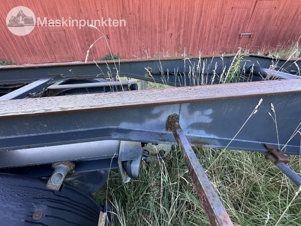 Mjölbysläpet SFL4-12,5-3 - Hákový/ Ramenový nosič přívěs: obrázek 5 Mjölbysläpet SFL4-12,5-3 - Hákový/ Ramenový nosič přívěs: obrázek 5