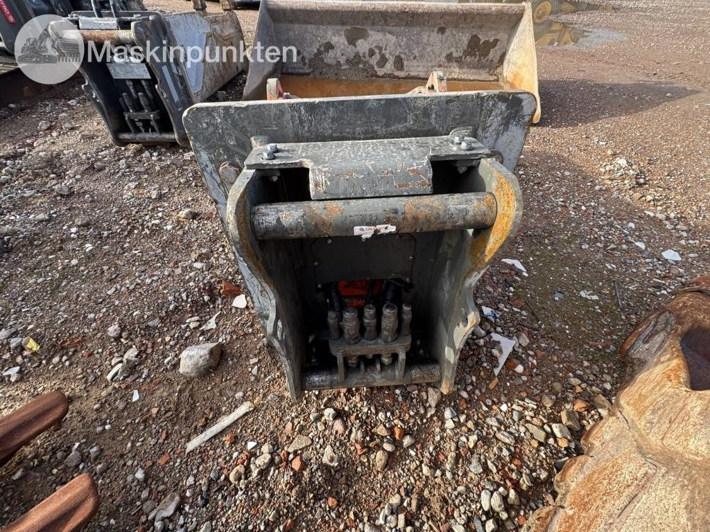 NPK SV 250 - Demoliční nůžky: obrázek 4 NPK SV 250 - Demoliční nůžky: obrázek 4