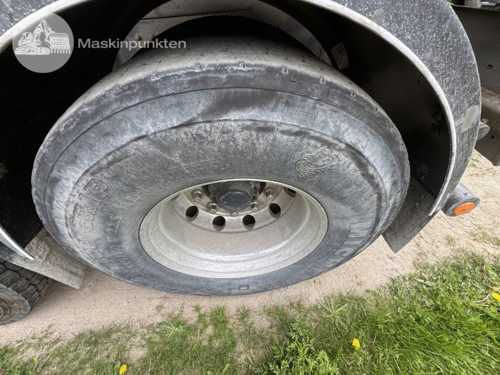 Sklápěč Scania G 400: obrázek 14