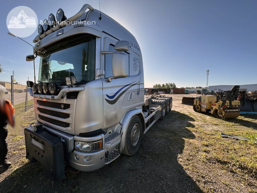 Scania G 490 - Hákový nosič kontejnerů: obrázek 2 Scania G 490 - Hákový nosič kontejnerů: obrázek 2