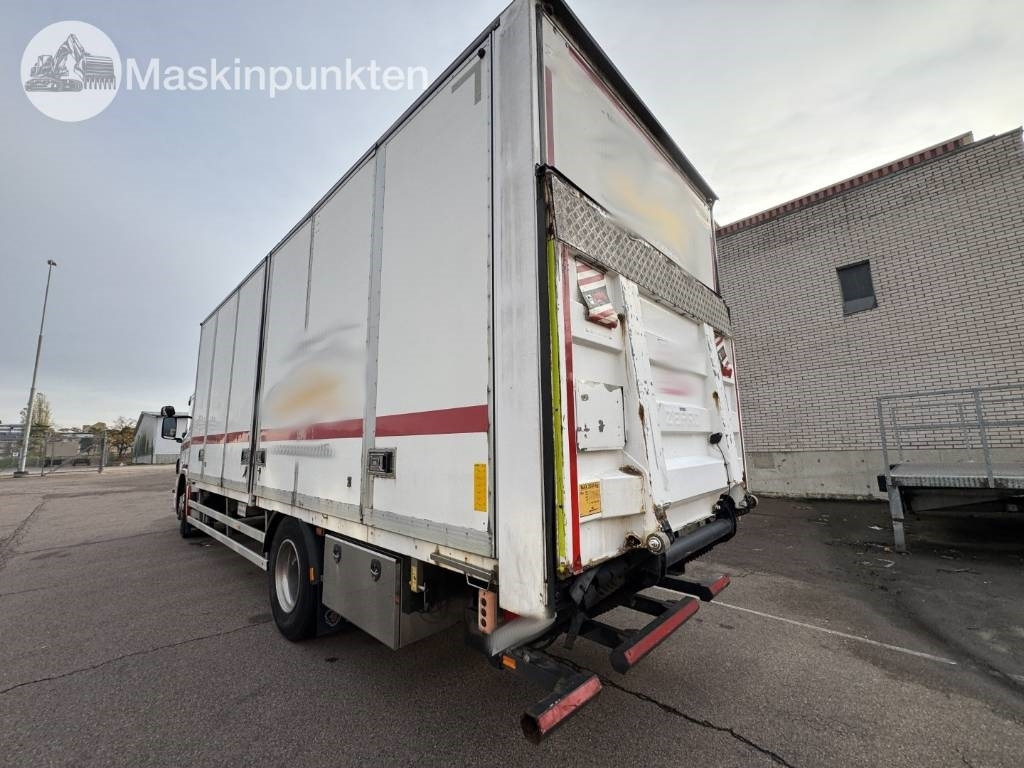 Scania P 320 - Skříňový nákladní auto: obrázek 2 Scania P 320 - Skříňový nákladní auto: obrázek 2