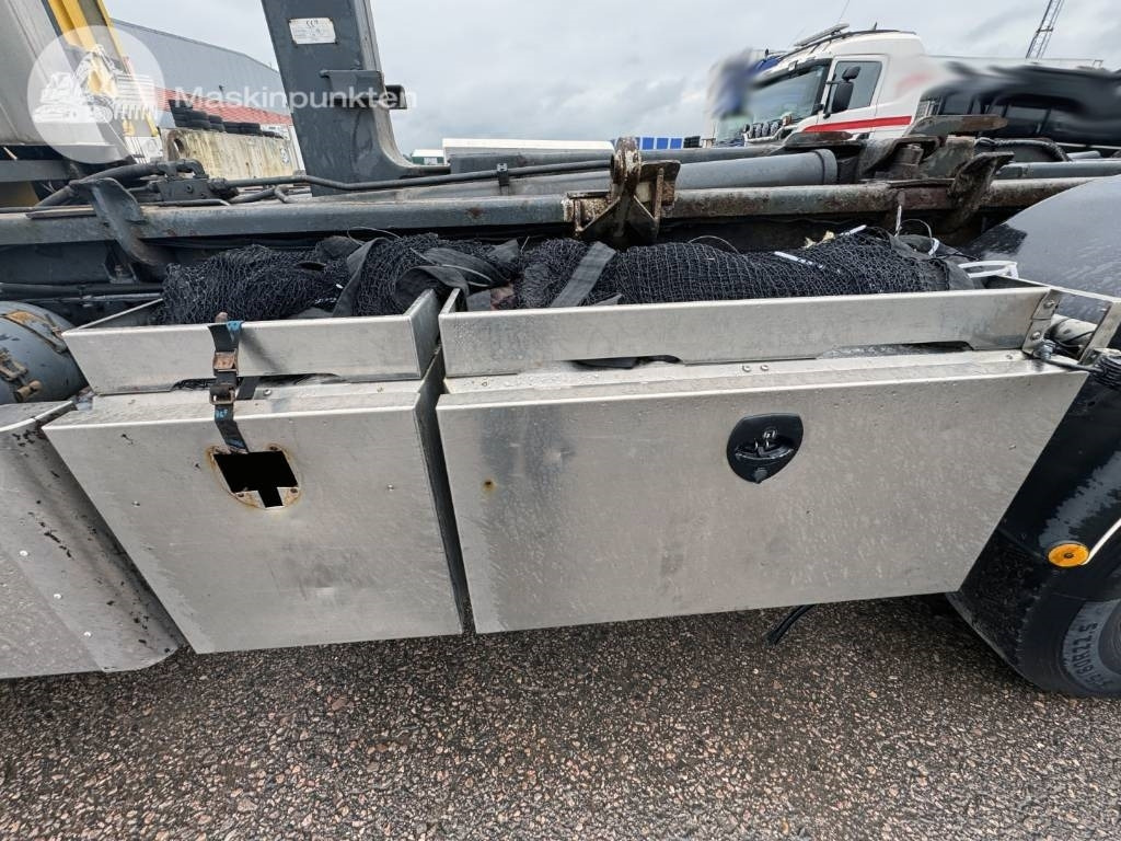 Hákový nosič kontejnerů Scania R 420 LB: obrázek 12