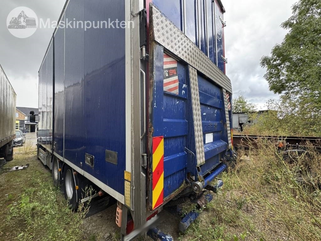 Scania R 420 LB - Skříňový nákladní auto: obrázek 2 Scania R 420 LB - Skříňový nákladní auto: obrázek 2