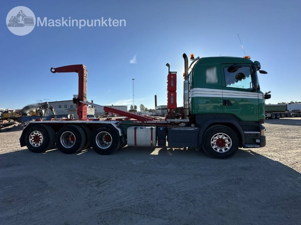 Scania R 580 LB - Hákový nosič kontejnerů: obrázek 4 Scania R 580 LB - Hákový nosič kontejnerů: obrázek 4