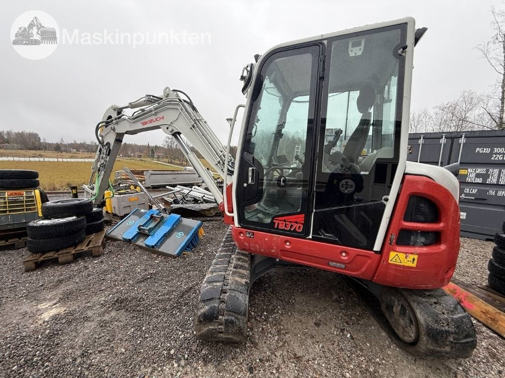 Takeuchi TB 370 - Pásové rýpadlo: obrázek 4 Takeuchi TB 370 - Pásové rýpadlo: obrázek 4