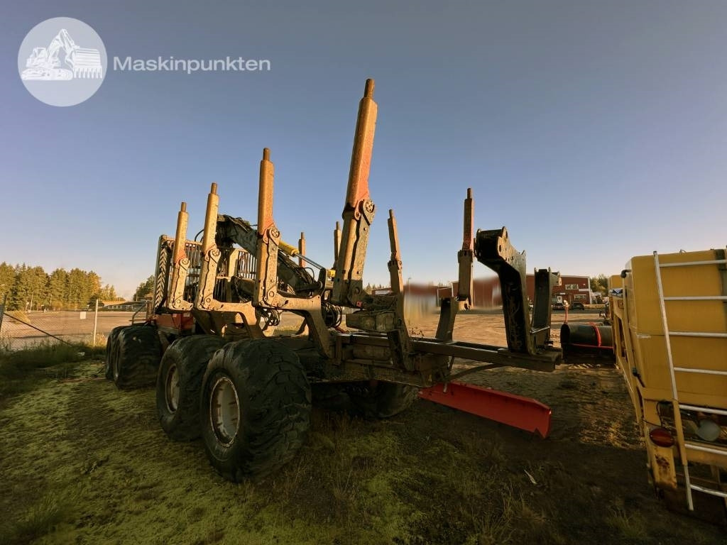 Valmet 890.3 - Vyvážecí souprava: obrázek 4 Valmet 890.3 - Vyvážecí souprava: obrázek 4