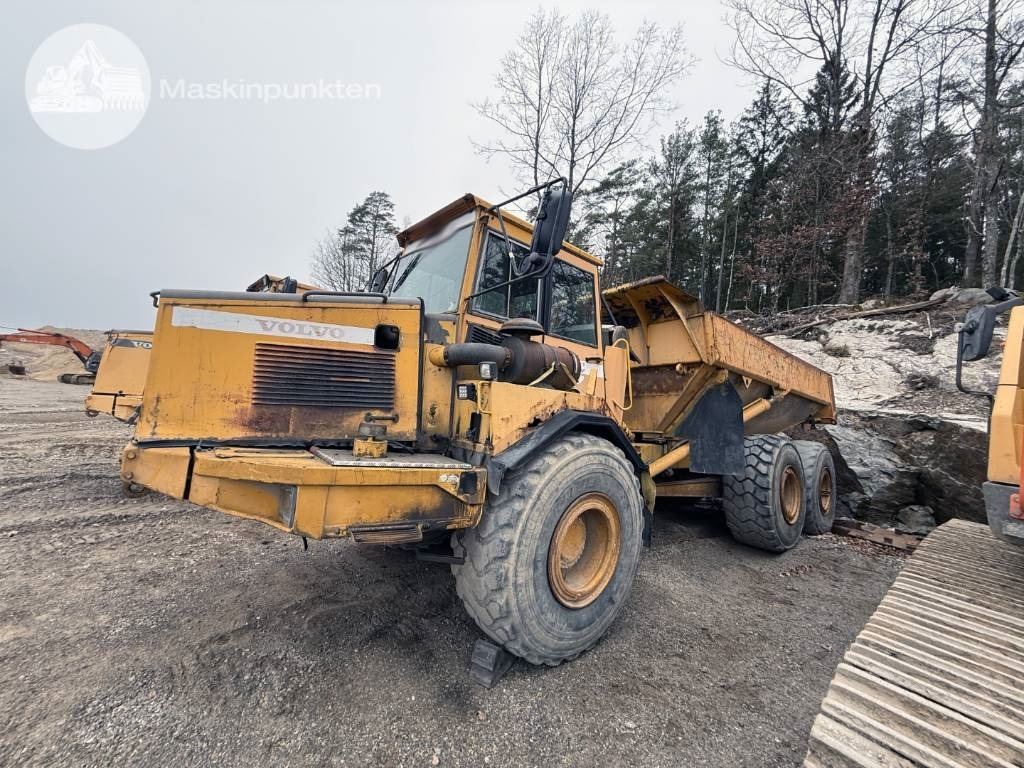 Volvo A 25 C - Kloubový sklápěč: obrázek 2 Volvo A 25 C - Kloubový sklápěč: obrázek 2
