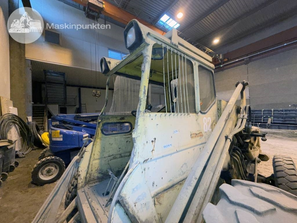 Kolový nakladač Volvo BM 2181 TD: obrázek 23