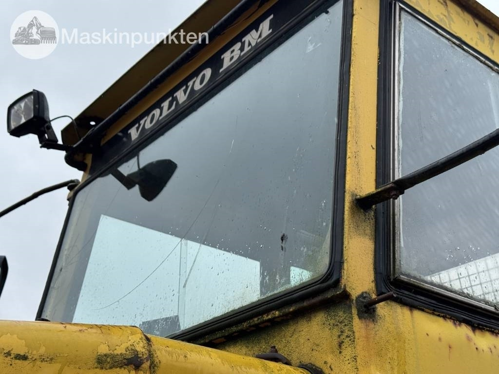 Kloubový sklápěč Volvo BM A 20: obrázek 44