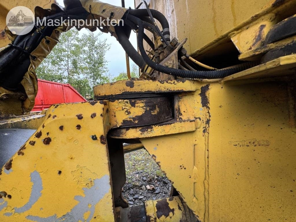 Kloubový sklápěč Volvo BM A 20: obrázek 37