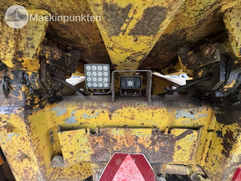 Kloubový sklápěč Volvo BM A 20: obrázek 25