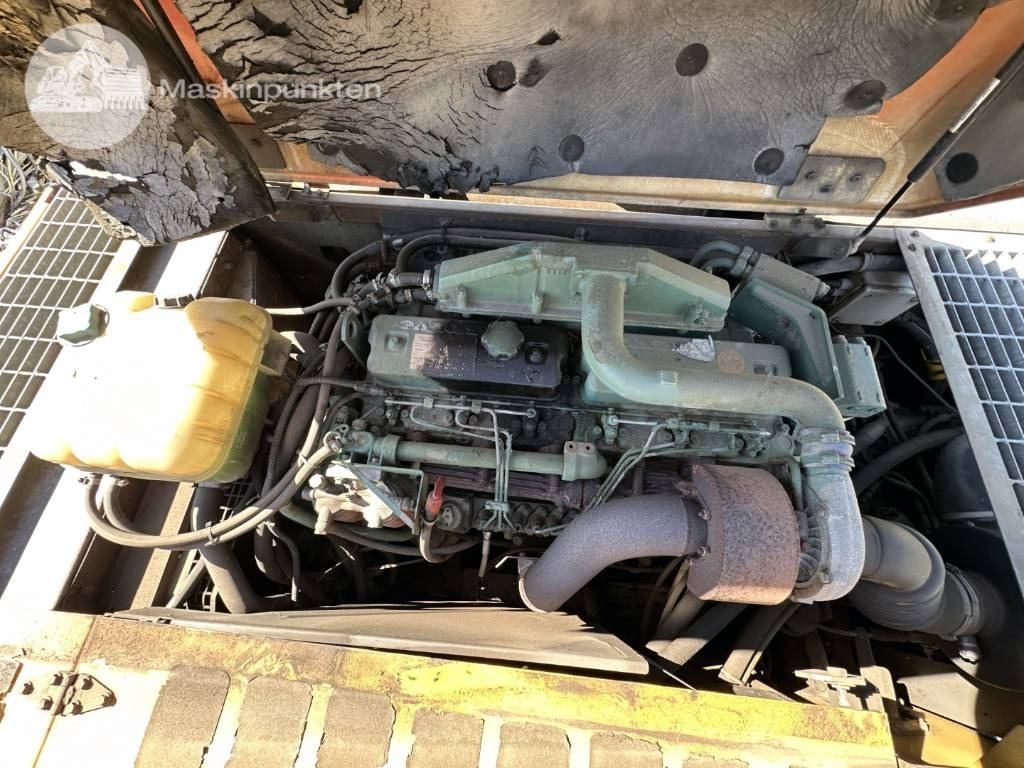 Pásové rýpadlo Volvo EC 280: obrázek 11