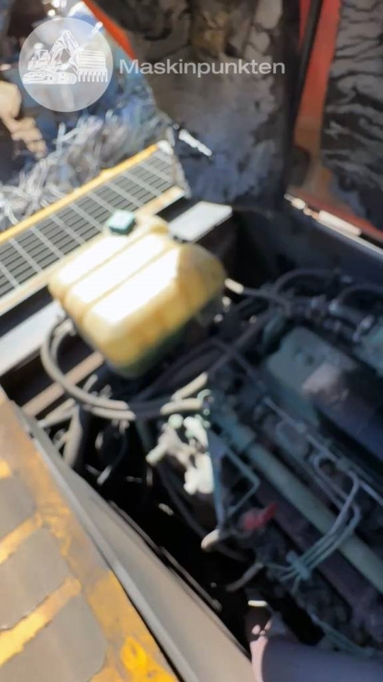 Pásové rýpadlo Volvo EC 280: obrázek 14