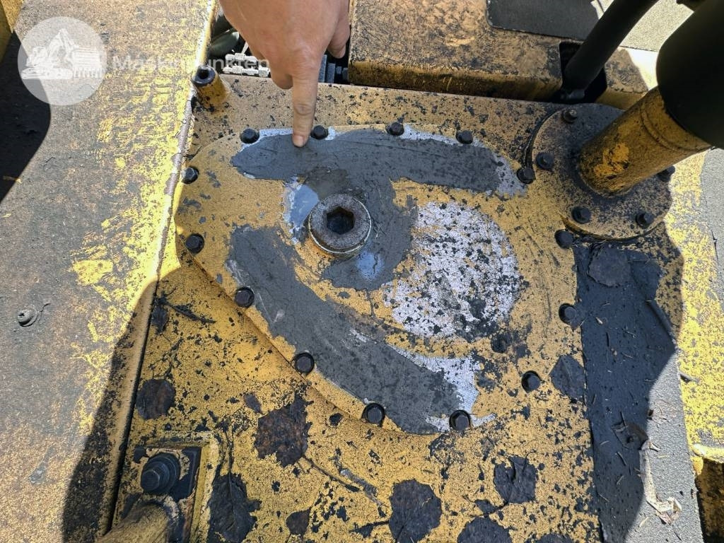 Pásové rýpadlo Volvo EC 280: obrázek 10