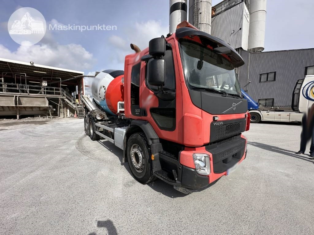 Volvo FE 320 - Autodomíchávač: obrázek 4 Volvo FE 320 - Autodomíchávač: obrázek 4