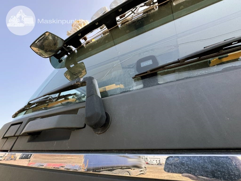 Hákový nosič kontejnerů Volvo FH 500: obrázek 31
