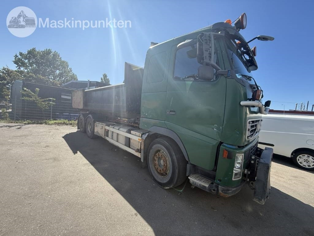 Volvo FH 520 - Hákový nosič kontejnerů: obrázek 3 Volvo FH 520 - Hákový nosič kontejnerů: obrázek 3