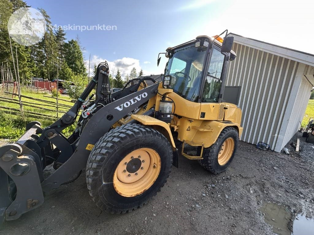 Volvo L 35 G - Kolový nakladač: obrázek 1 Volvo L 35 G - Kolový nakladač: obrázek 1