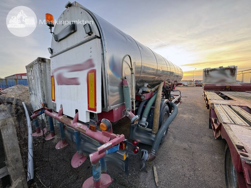 Wedholms DK 345-16 - Cisternový návěs: obrázek 5 Wedholms DK 345-16 - Cisternový návěs: obrázek 5