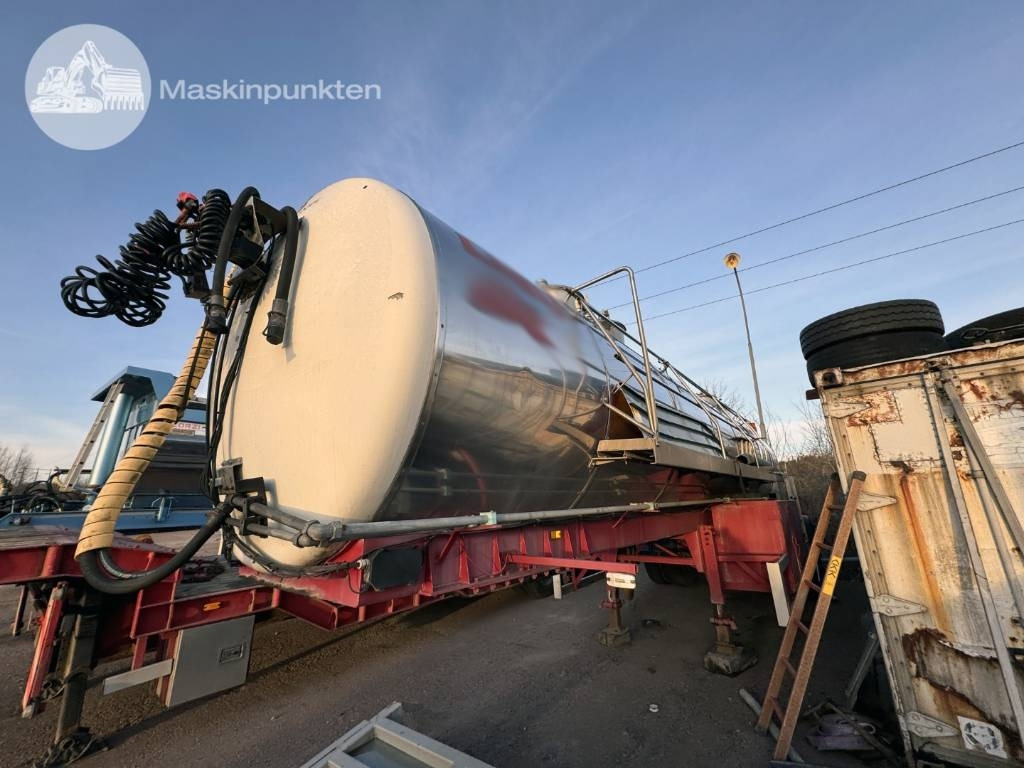 Wedholms DK 345-16 - Cisternový návěs: obrázek 3 Wedholms DK 345-16 - Cisternový návěs: obrázek 3