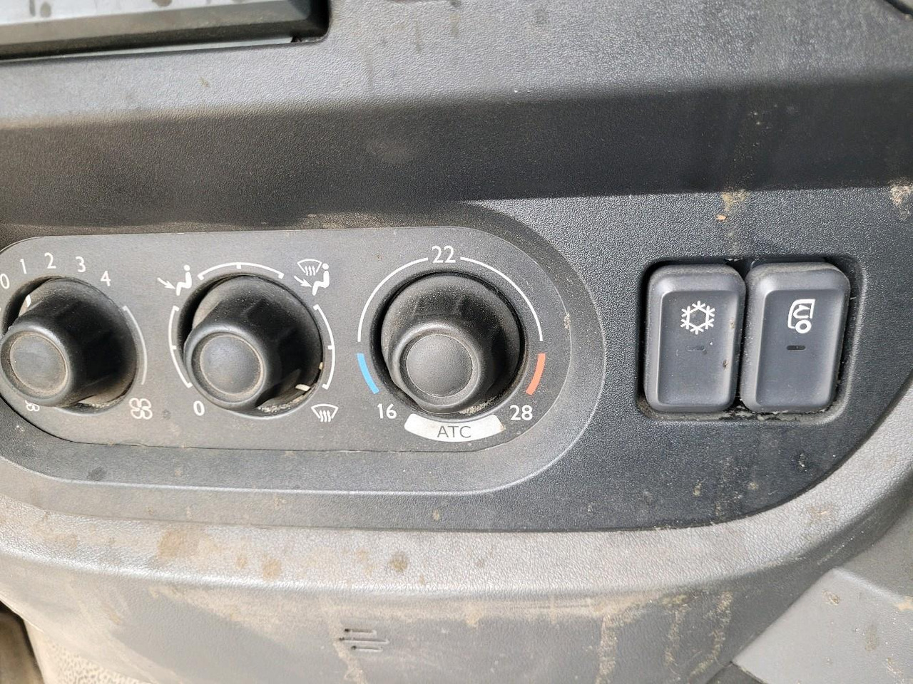 Chladírenský nákladní automobil DAF XF510: obrázek 16