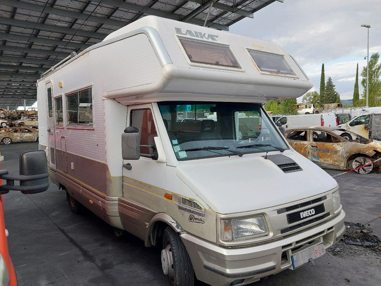 IVECO LAIKA 35.12 CAMPING 122 - Alkovna: obrázek 2 IVECO LAIKA 35.12 CAMPING 122 - Alkovna: obrázek 2
