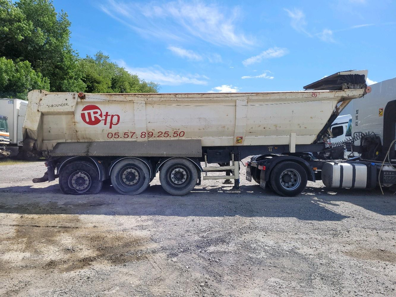 LOUAULT BENNE TP SR39 - Sklápěcí návěs: obrázek 3 LOUAULT BENNE TP SR39 - Sklápěcí návěs: obrázek 3