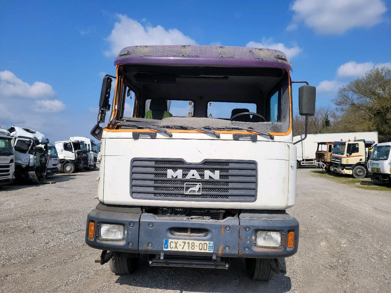 MN FE360A POLYBENNE 8X4 - Kontejnérový podvozek/ Výměnná nástavba: obrázek 2 MN FE360A POLYBENNE 8X4 - Kontejnérový podvozek/ Výměnná nástavba: obrázek 2