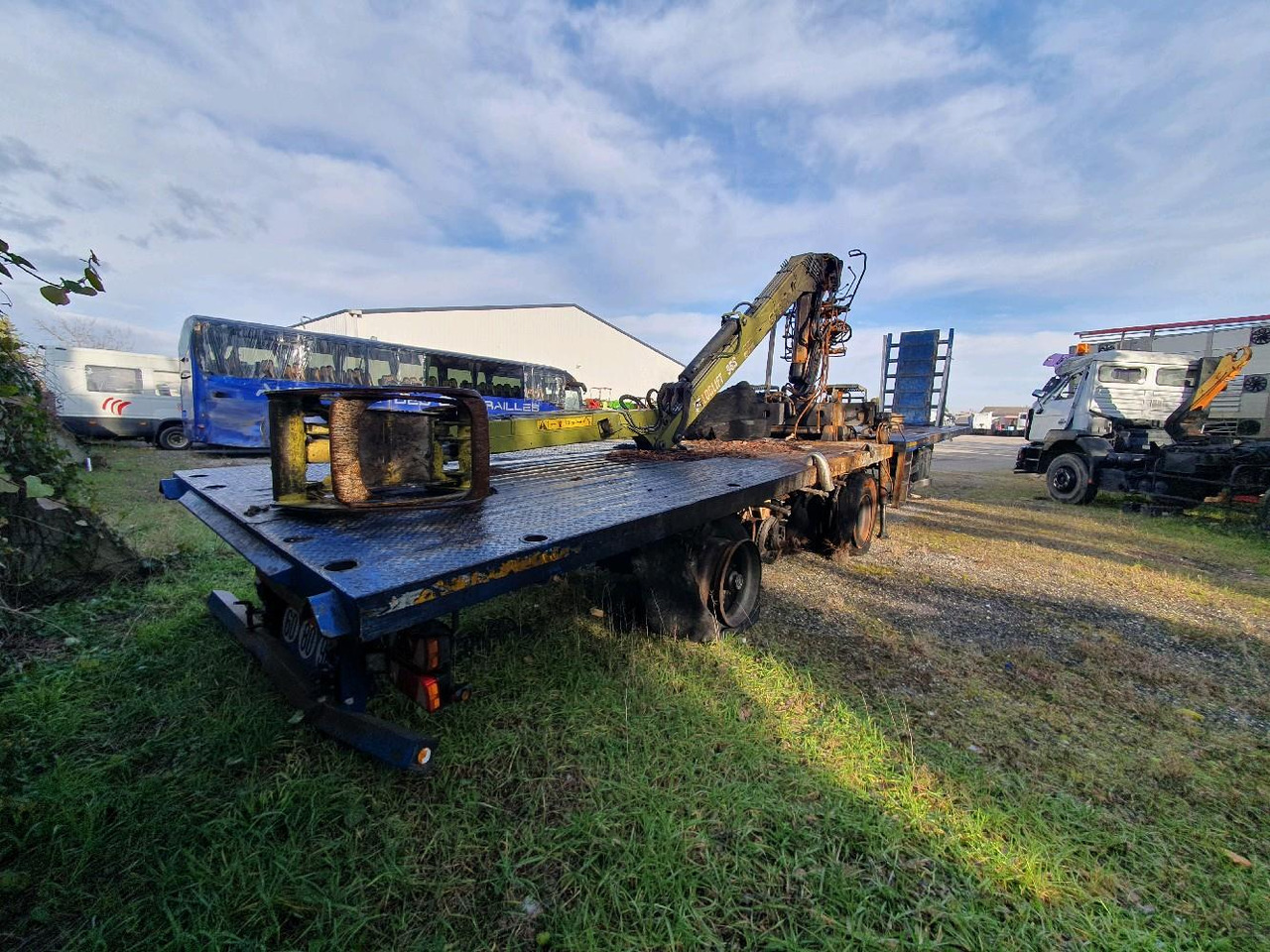 LECITRAILE SEMI GRUE FORESTIERE - Návěs: obrázek 4 LECITRAILE SEMI GRUE FORESTIERE - Návěs: obrázek 4