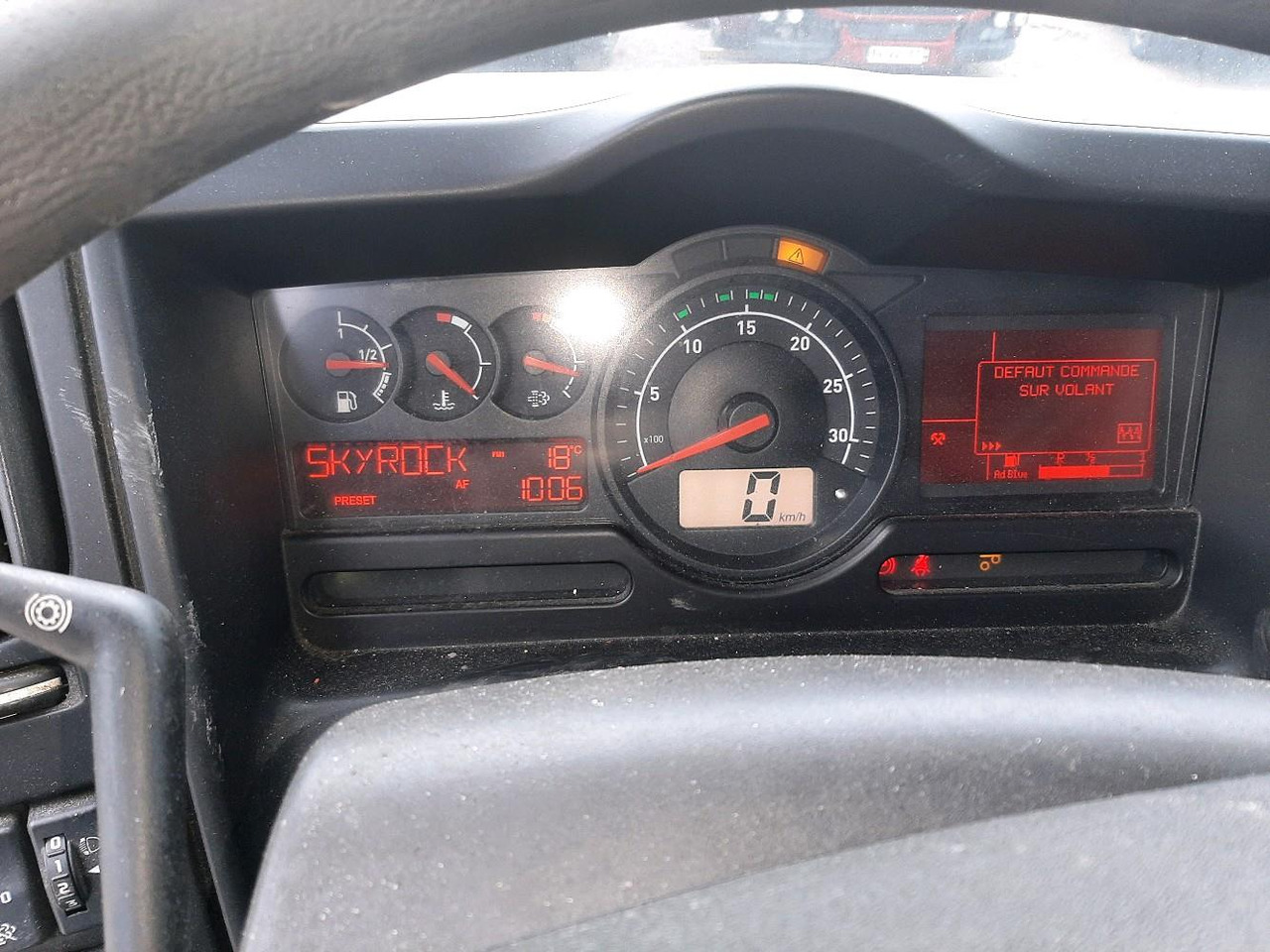 Nákladní automobil valníkový/ Plošinový RENAULT D WIDE PLATEAU: obrázek 16