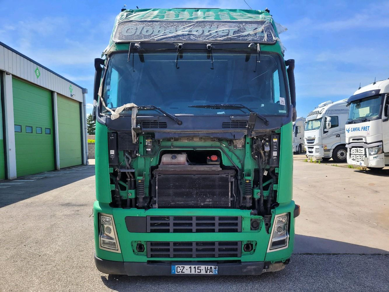 VOLVO FH12 420 GLOBETROTTER - Kontejnérový podvozek/ Výměnná nástavba: obrázek 2 VOLVO FH12 420 GLOBETROTTER - Kontejnérový podvozek/ Výměnná nástavba: obrázek 2