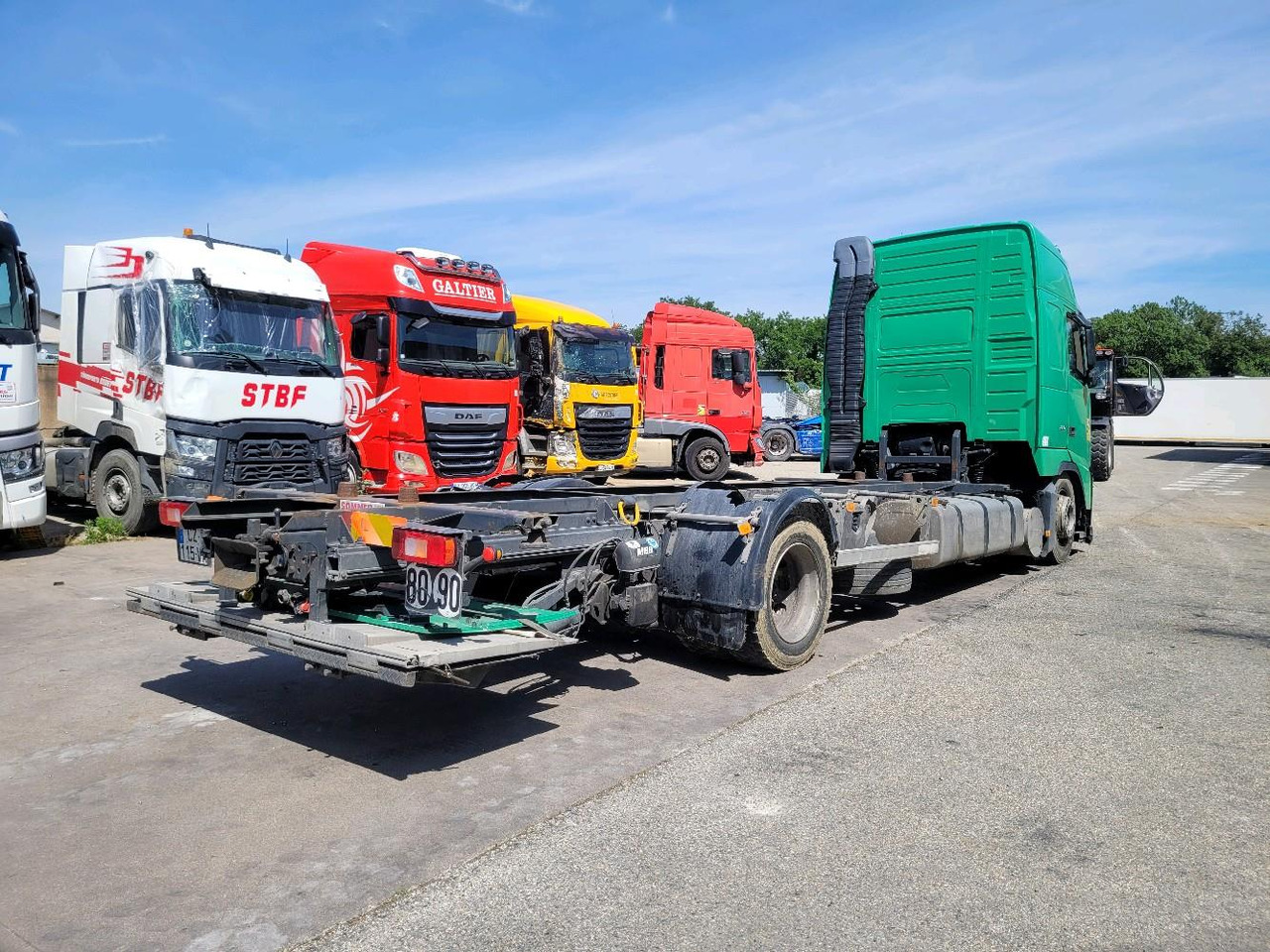 VOLVO FH12 420 GLOBETROTTER - Kontejnérový podvozek/ Výměnná nástavba: obrázek 4 VOLVO FH12 420 GLOBETROTTER - Kontejnérový podvozek/ Výměnná nástavba: obrázek 4