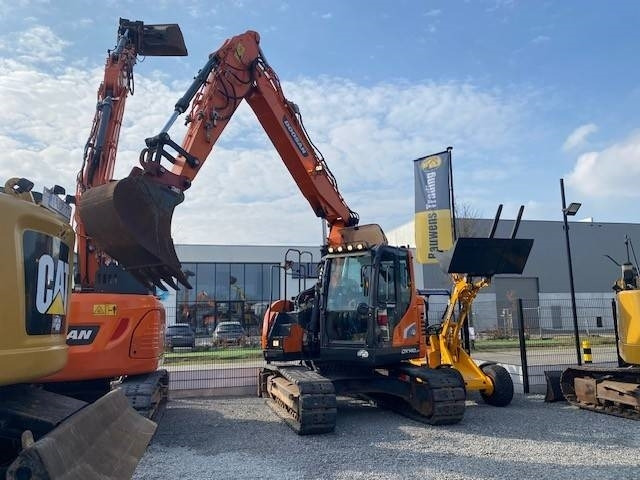 Pásové rýpadlo Doosan DX140 LCR-5: obrázek 14
