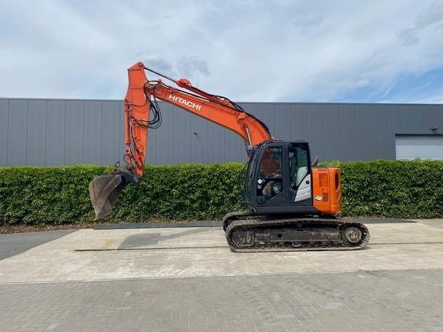 Hitachi ZX 135 US 5-B - Pásové rýpadlo: obrázek 2 Hitachi ZX 135 US 5-B - Pásové rýpadlo: obrázek 2