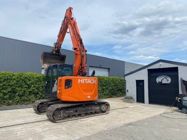 Hitachi ZX 135 US 5-B - Pásové rýpadlo: obrázek 5 Hitachi ZX 135 US 5-B - Pásové rýpadlo: obrázek 5