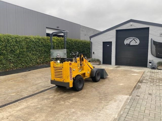 Knikmops KM 100 - Kolový nakladač: obrázek 4 Knikmops KM 100 - Kolový nakladač: obrázek 4