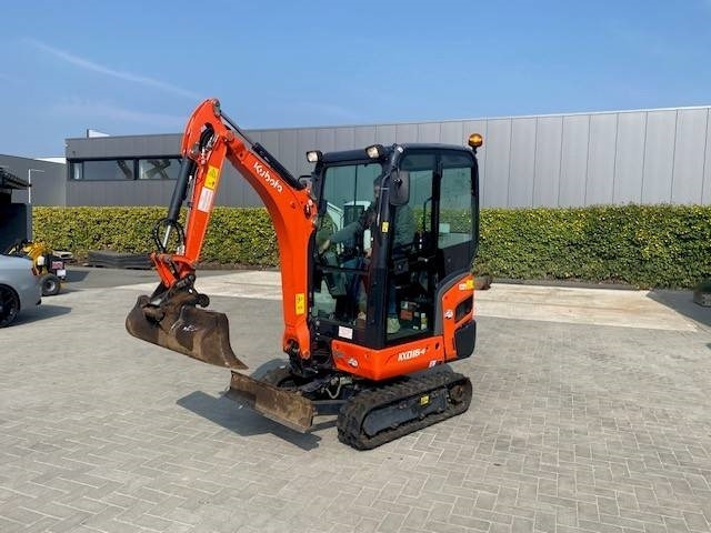 Kubota KX 016-4 - Mini rýpadlo: obrázek 4 Kubota KX 016-4 - Mini rýpadlo: obrázek 4